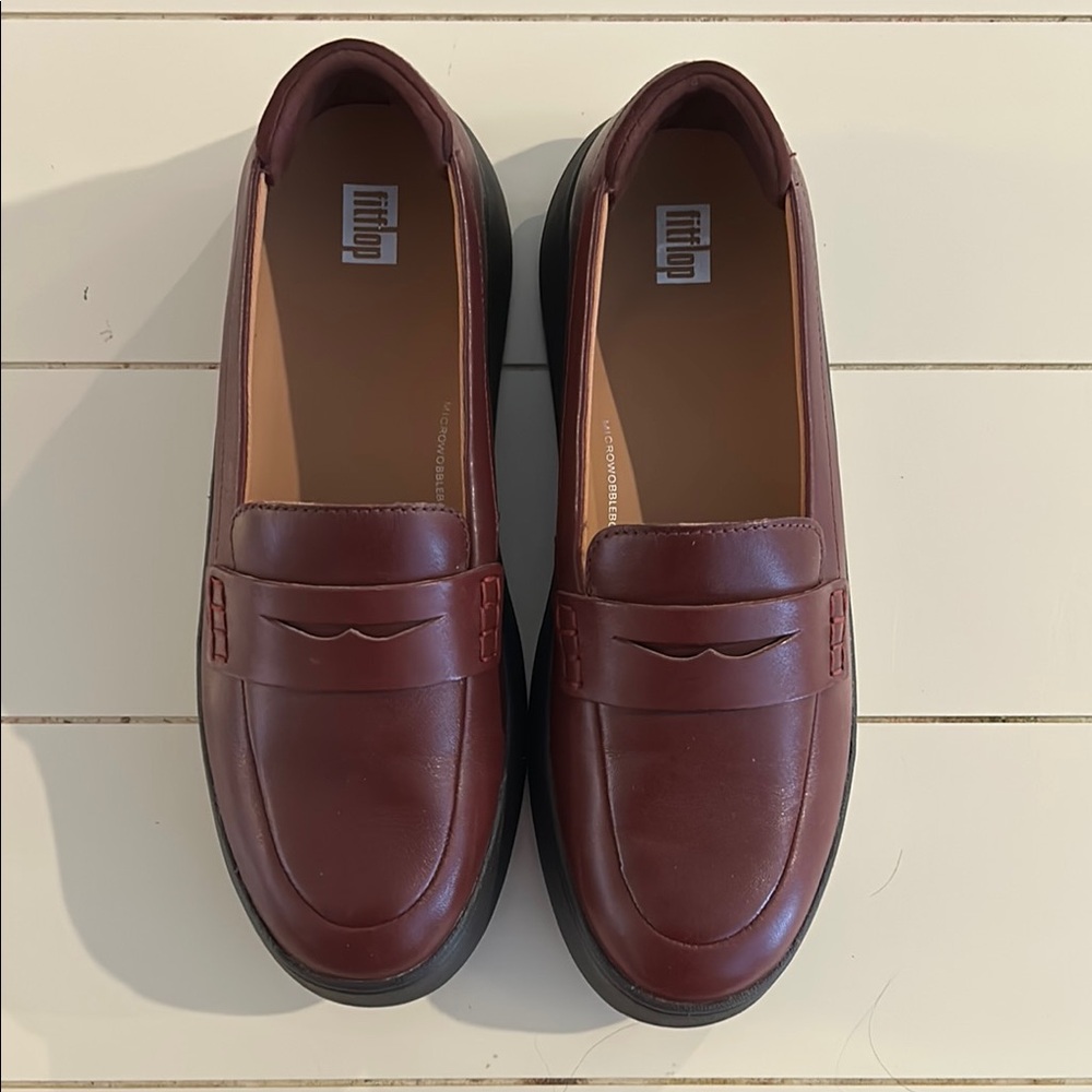 Fotflop Burgundy Loafers